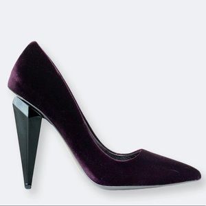 Sylth Virago Antigone Bordeaux Velvet Heel